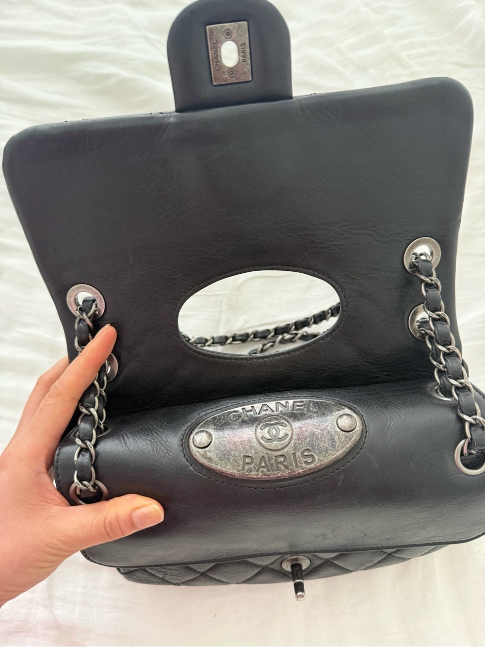CHANEL 2014 Paris Dallas Small Quilted Calfskin Flap crossbody bag - Picture 16 of 16